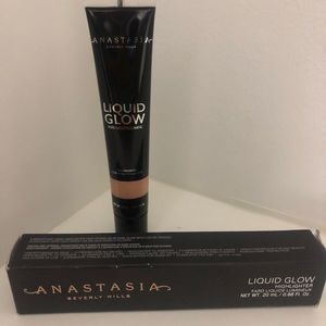 Anastasia Liquid Glow Highlighter